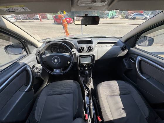 RENAULT DUSTER 1.6 DYNAMIQUE 4X2 16V FLEX 4P MANUAL RENAULT DUSTER 1.6 DYNAMIQUE 4X2 16V FLEX 4P MANUAL